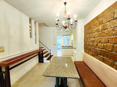 หรูมาก รัชดาภิเษก40-48 BTSรัชโยธิน 800ม. ทาวน์เฮาส์ 3 ชั้น พร้อมเ