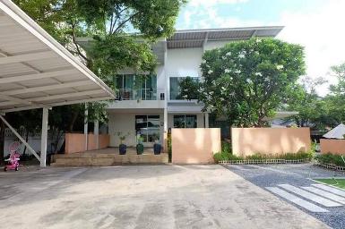 บ้านเดี่ยว 2 ชั้น หมู่บ้านเมืองทองธานีโครงการ 2 พร้อมที่ดินเปล่า 