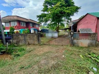 ขายบ้านพร้อมที่ดิน อำเภอเมืองเชียงราย ถนนบ้านเด่น-ท่าข้าวเปลือก