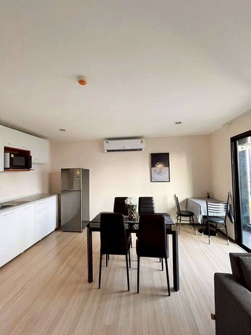 เฟรช คอนโดมิเนียม ใกล้รถไฟฟ้าถึง 3 สาย แบบโลว์ไรส์ 