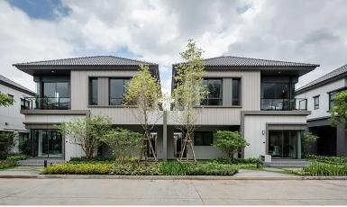 บ้านแฝดสไตล์โมเดิร์น 4 ห้องนอน 4 ห้องน้ำ ใน เวนิว ไอดี พระราม 5