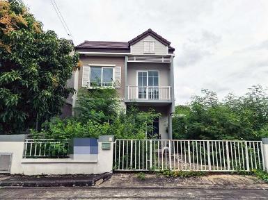ขายทาวน์เฮ้าส์ หมู่บ้านเดอะวิลเลจ กาญจนาภิเษก-ราชพฤกษ์ นนทบุรี