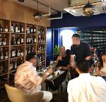 เซ้งร้านหรู Wine Bar  ใจกลางเมือง ถนนวิทยุ  
