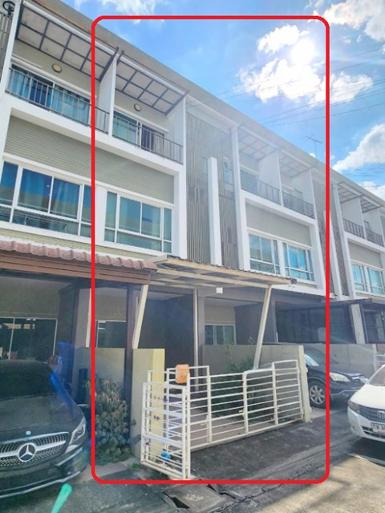 ให้เช่าทาวน์เฮาส์หรู 3 ใกล้รถไฟฟ้า MRT สถานีสัมมากร เพียง 700 ม. 