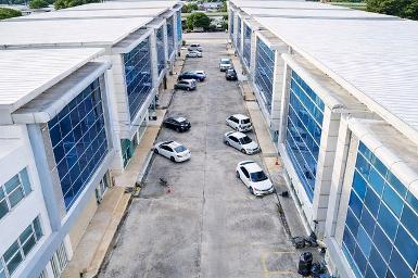 ตึกออฟฟิศ กิ่งแก้ว ร่มเกล้า 2ลาดกระบัง 21-34 ApLลาดกระบัง 900ม. 