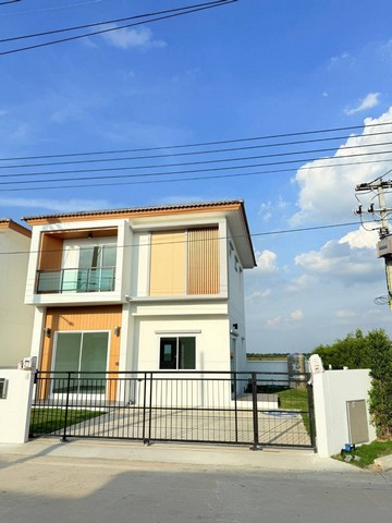  ขายด่วน บ้านหลังริม @เคแกรนด์วิลล์ 4 เดอะคาริสม่า (โรจนะ-อุทัย)