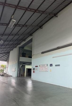 ให้เช่า โกดัง 4,600 ตรม. มีลิฟท์ 2 ขนของ พระราม 2 ซอย 51 (วัดเล