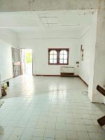 รามอินทรา70-78  แม็คโคร รามอินทรา 200 ม.  MRTบางชัน 2ชั้น 2 นอน 