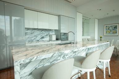 The Ritz-Carlton Residences 3 ห้องนอน