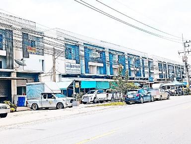 ขายถูก ตึกแถว2.5ชั้น ติดถนนเอราวัณ1 คลอง2 คลองหลวง ปทุมธานี