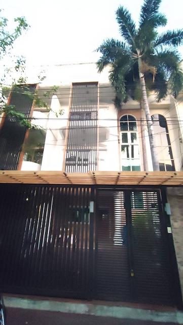 ให้เช่าทาวน์โฮม ประดิษฐ์มนูธรรม เลียบด่วนรามอินทรา จดทะเบียนบริษั