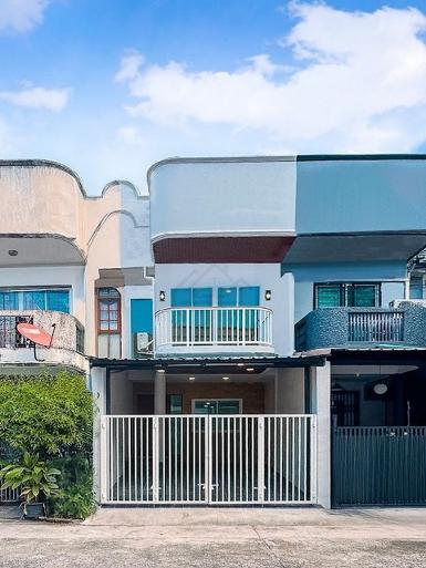 ขายทาวน์โฮม 2 ชั้น 17 ตรว. 84 แมนชั่น ลาดพร้าว84 ใกล้เลียบด่วน 