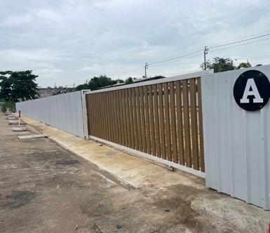 ที่ดินให้เช่ามีนบุรีถม และคู้ล้อมรั้วแล้ว MRT ตลาดมีนบุรี 2.7 กม.