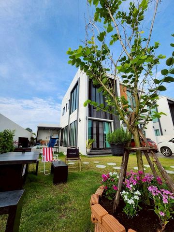 ขาย 8.8 ล้าน บ้านพูลวิลล่า 2 ชั้น หางดง เฟอร์นิเจอร์ครบ บรรยากาศ