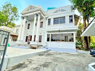 บ้านเดี่ยว 94 ตร.ววัดสีสุก400ม. รพ บางประกอก9 1.39กม. 4นอน 3น้ำ 