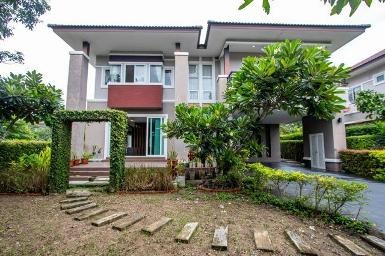 ขาย 5.2 ล้าน กุลพันธ์วิลล์16 THE BLISS สันกำแพง ฟังก์ชันครบ