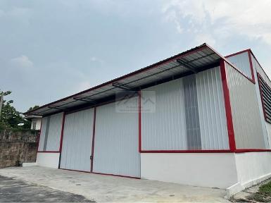ให้เช่าโกดังสร้างใหม่ 650 ตรม.ถ.กรุงเทพกรีฑา 2 ยูนิตสุดท้าย เช่าร