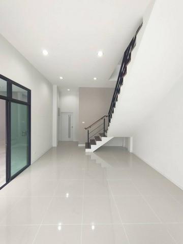 ให้เช่าโกดังและออฟฟิศ450 ตร.มสร้างใหม่ย่านบางใหญ่ นนทบุรี ซอยกัตน