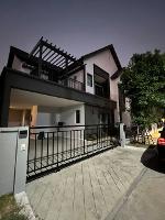 BH3853 ให้เช่า บ้านเดี่ยว 2 ชั้น CENTRO BANGNA บ้านใหม่ แปลงหัวมุ