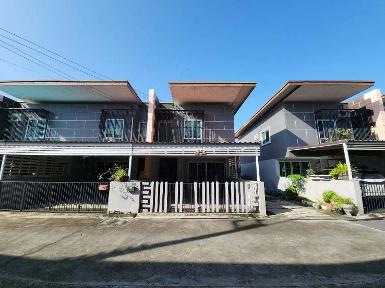  ทาวน์เฮ้าส์ โครงการ กานต์สินี วิลล์ 2 พานทอง ชลบุรี