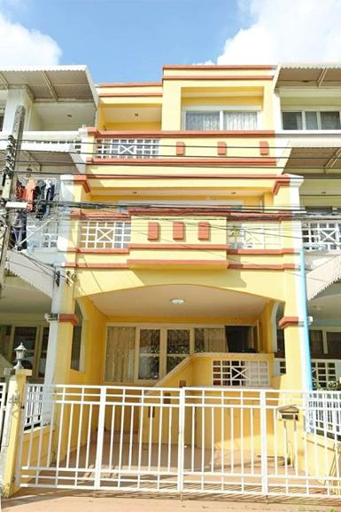 ถูกที่สุดใน3โลกARL หัวหมาก 900 ม.ทาวน์เฮ้าส์ 3 ชั้น อ่อนนุช 35-4