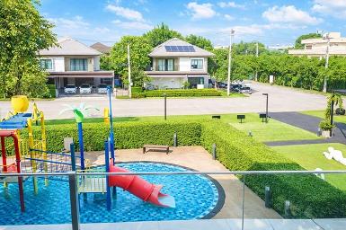 ถ.อ่อนนุช15 บางนา-สุขาภิบาล2 แจส ประเวศ 900 ม.บ้านเดี่ยว 2 ชั้น 4