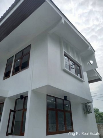 ให้เช่า บ้านเดี่ยว รีโนเวทแล้วทั้งหลัง ซอยพงษ์เพชรนิเวศน์ พร้อมอย