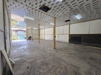 ให้เช่าโกดัง 200 ตารางเมตร รามอินทรา 40 นวลจันทร์