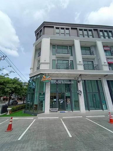 ขายอาคารพาณิชย์ 4.5 ชั้น 220 ตรม The Master @BTS Onnut 2 สุขุมวิท