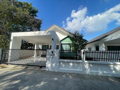 ขายขาดทุนบ้านนอกโครงการพร้อมเฟอร์บ้านไม่ถึงปี