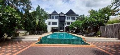 ให้เช่าบ้านหรู ติดแม่น้ำปิง ป่าแดด อ.เมือง อยู่เองก็ได้ ทำคาเฟ่ก