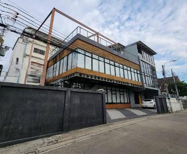  ให้เช่าอาคารพื้นที่700 ตรม. จอดรถได้ 6 คัน ถ.ติวานนท์ ซ.14 นนทบุ