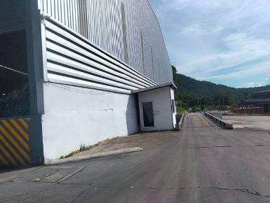 ให้เช่าโกดังศรีราชาชลบุรี โกดังขนาด 3,000 ตรม. 