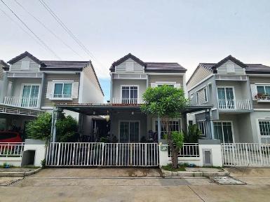 ขายทาวน์เฮ้าส์ หมู่บ้านเดอะวิลเลจ กาญจนาภิเษก-ราชพฤกษ์ 2 นนทบุรี