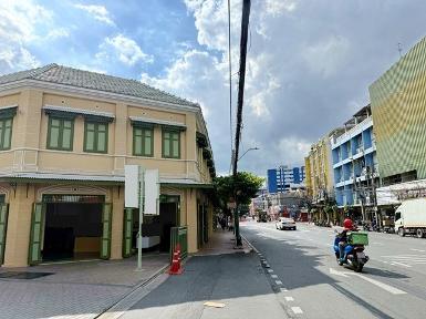 อาคารพาณิชย์ 3คูหา ให้เช่าเฉพาะด้านล่าง 120 ตร.ม.MRT วัดมังกร 800