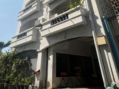 ให้เช่าโฮมออฟฟิศ 4 ชั้น ซอยสวนพลู (สาธร 3) ใกล้ MRT ลุมพินี