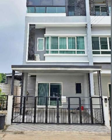 ให้เช่าและขาย ทาวน์โฮม 3 ชั้นหลังมุม หมู่บ้านเดอะริคโค้ ทาวน์ วัช