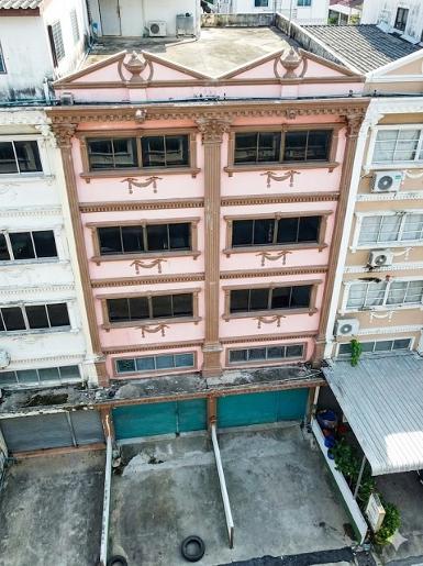 ให้เช่าอาคารพาณิชย์ 4.5 ชั้นตลาดลำผักชี 1.2 กม. ทำเลสุวินทวงศ์ 21