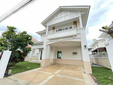 ให้เช่าบ้านPerfectplaceเฟส3ถนนลาดกระบัง20/3มี3นอน3น้ำเฟอร์ครบเช่า