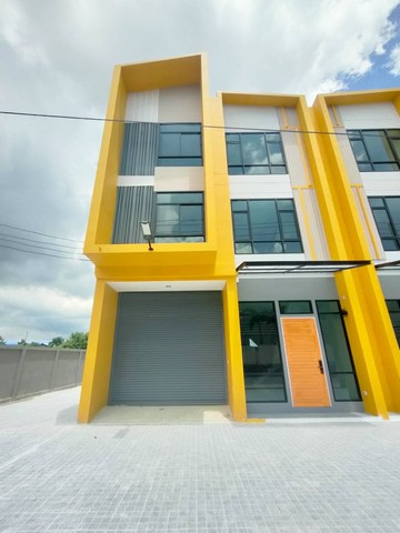 ให้เช่าโกดังหลังมุม450ตร.มสร้างใหม่ย่านบางใหญ่นนทบุรีซอยกัตนา 