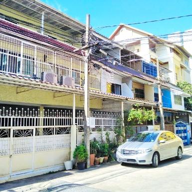 พระแม่มารี สาธุประดิษฐ์45-53 BRTวัดดอกไม้1.1 กม.ทาวน์เฮาส์ 3 ชั้น