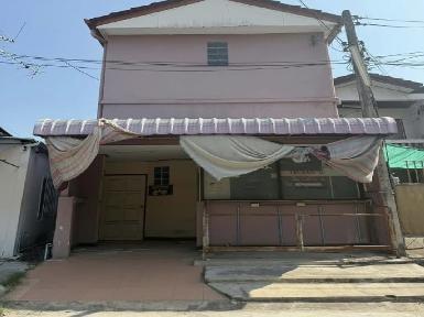 ขายตึกแถว ติดศาลาชุมชนคุ้มหนองคู เนื้อที่ 25.1 ตารางวา