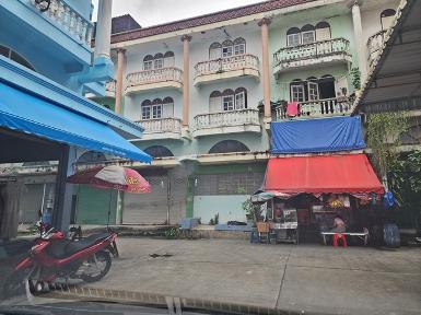 อาคารพาณิชย์ 3 ชั้น 2 คูหา ศรีทวีวิลล์ 3 บางบอน 5 บางขุนเทียน กรุ