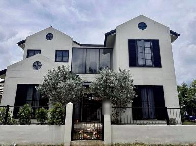 ให้เช่า 55,000 บาท/เดือน แม่ริม บ้านหลังใหญ่ 2 หลังในพื้นที่เดีย