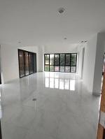 ให้เช่าโฮมออฟฟิศ 3.5 ชั้น ย่านรัชดา-ลาดพร้าว ใกล้ MRT ลาดพร้าว