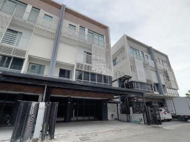 ขายโฮมออฟฟิศ4 ชั้น DISTRICT ดิสทริค เอกมัยรามอินทรา (รามอินทรา 40