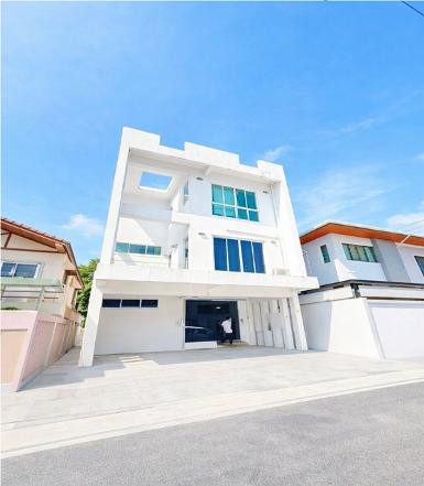  ซอยเพชรบุรี 41-4BTS ทองหล่อ 2.34กม. โฮมออฟฟิศให้เช่า 5นอน 4 น้ำ