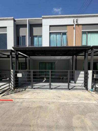 ให้เช่าทาวน์เฮาส์ Pleno 2 bangnaใกล้เมกะบางนา3นอน2น้ำเช่า23000บาท